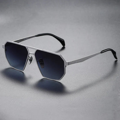 Konrad™ | Titan Präzisions-Sonnenbrille